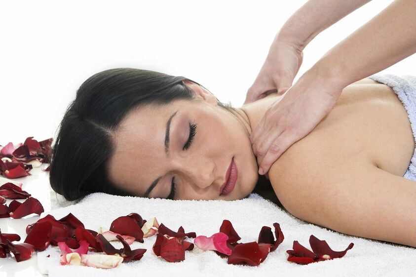 Neck massage to treat cervical osteochondrosis